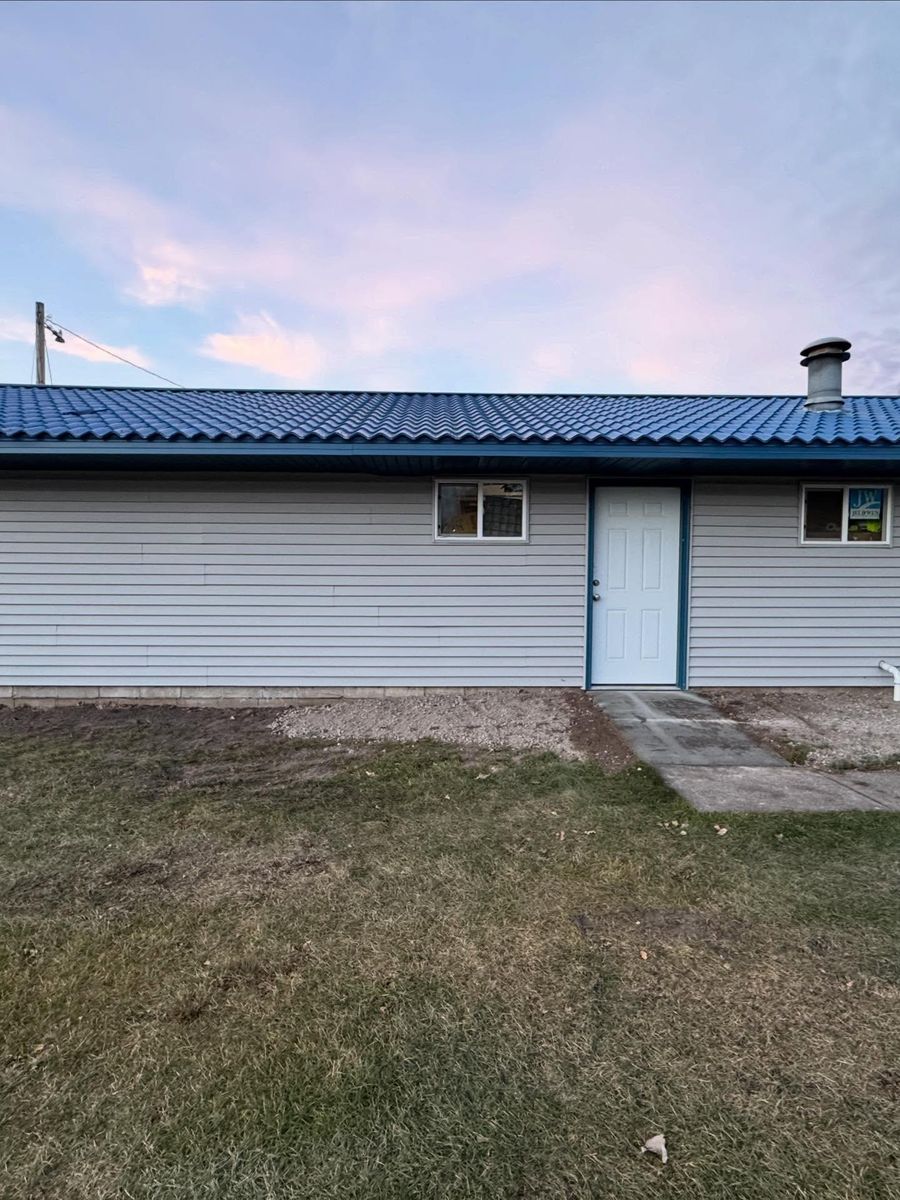 Siding for CM Contracting, LLC  in Milaca, MN