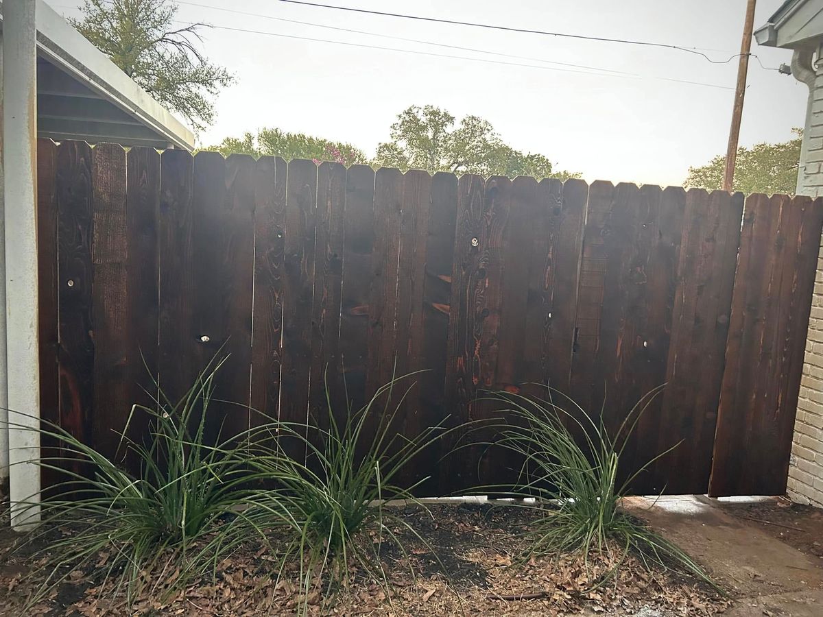 Privacy Fence Installation for CDagwood Fencing in Mineral Wells, TX