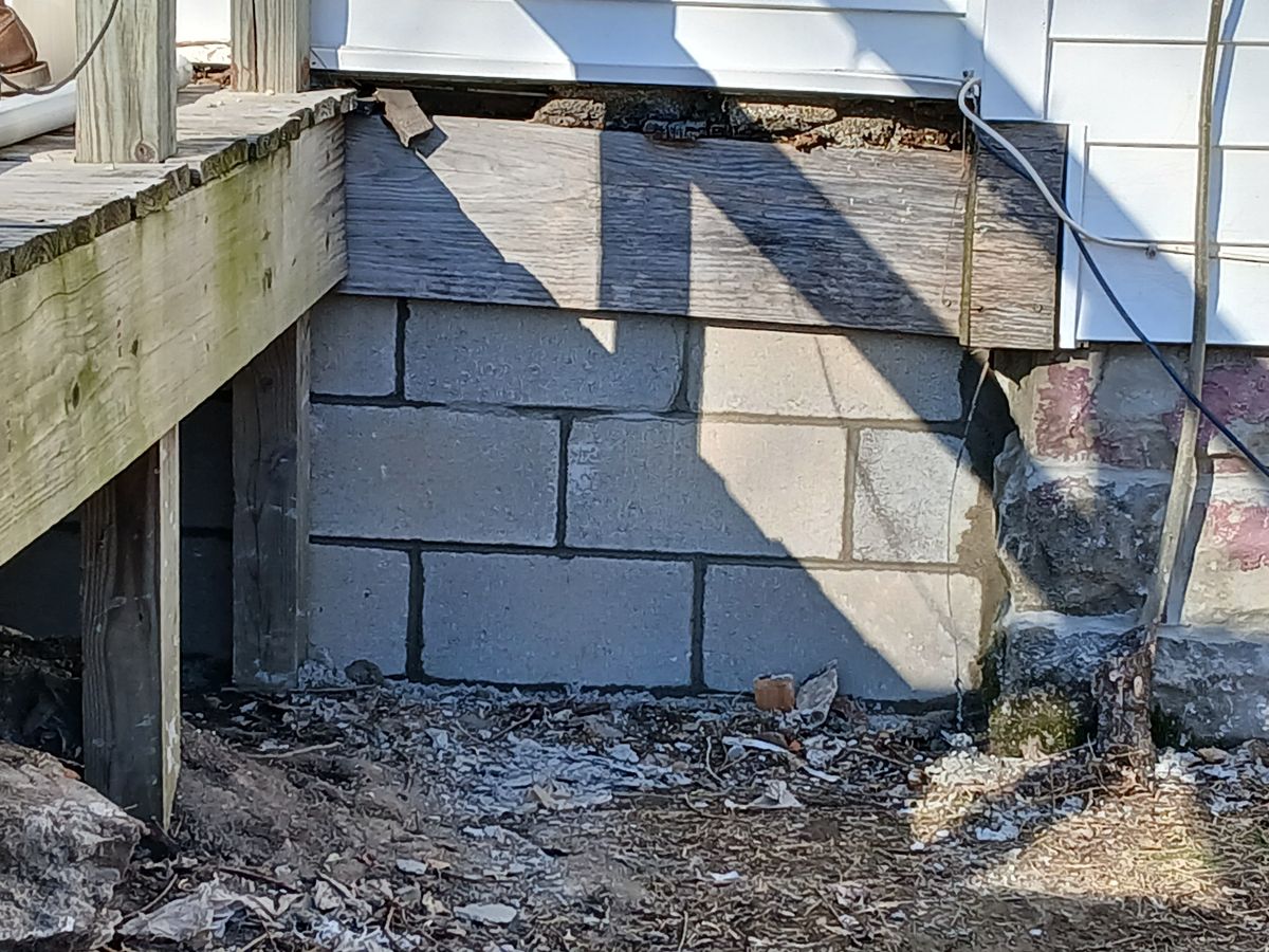 Shoring and Subfloor repair for Dead Tree General Contracting in Carbondale, Illinois