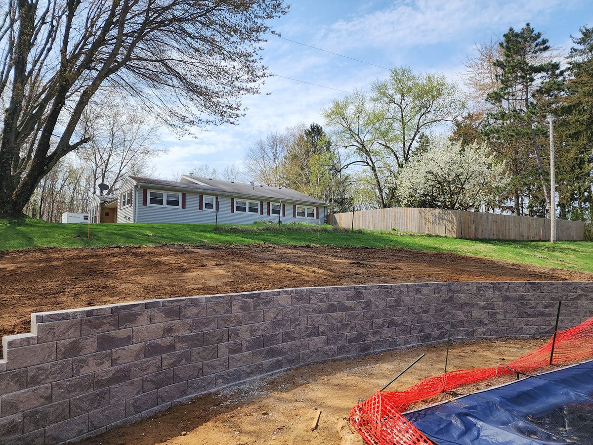 Retaining Wall Construction for Michiana Boulders Landscaping & Excavating in Union, MI