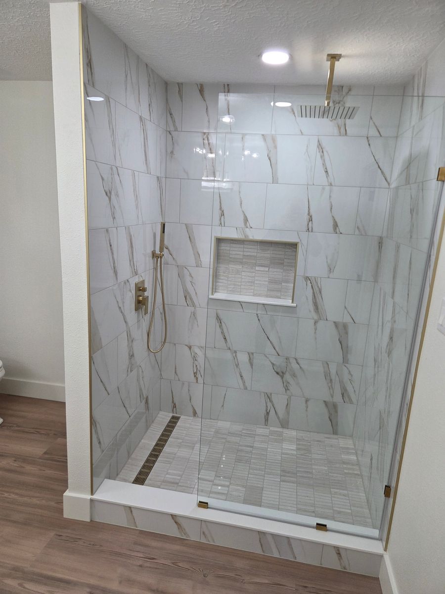 Tile Shower for D&J Custom Floors in Nederland, TX