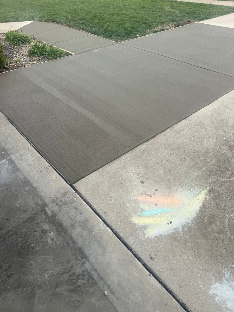 Concrete Driveway Installation for Immaculate Concrete and Construction in Troy, IL