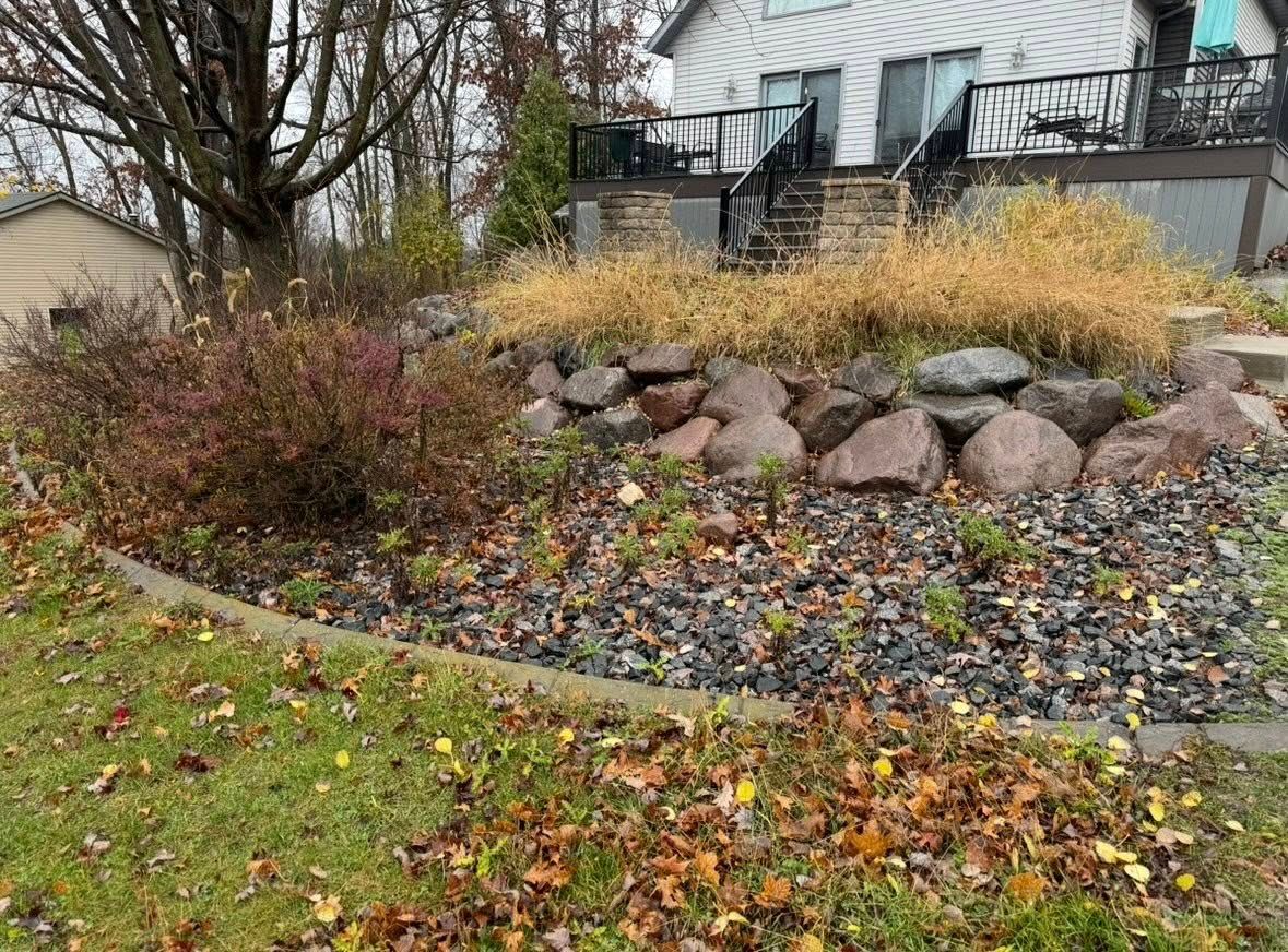 Retaining Wall Construction for Stitch's Landscape in Howard, WI