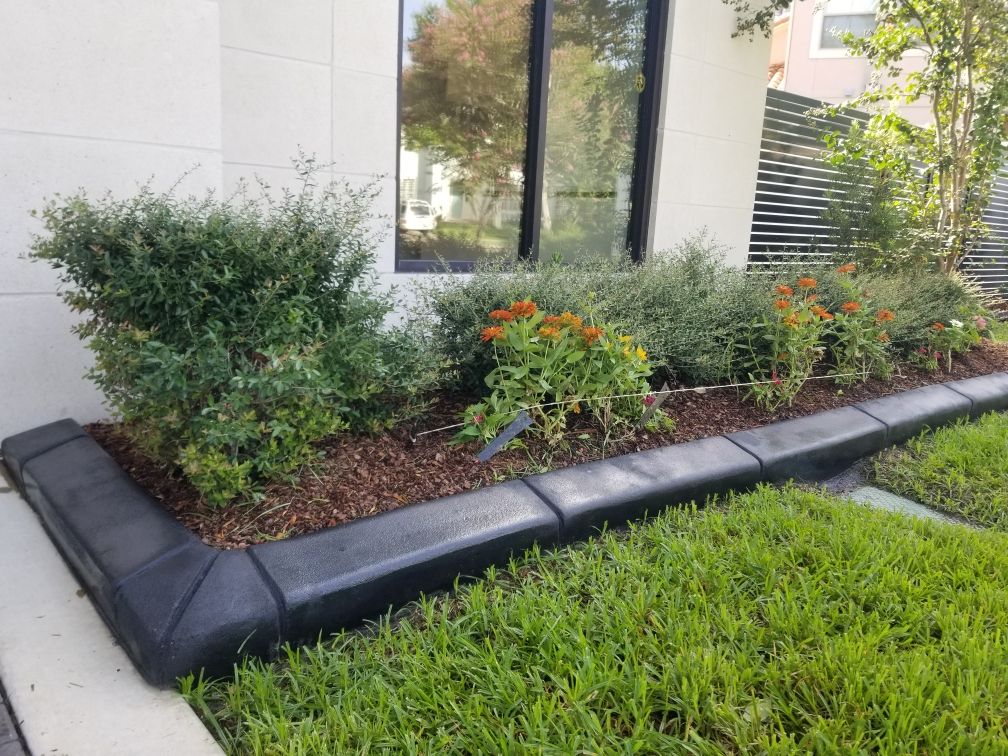 Landscaping for Texas Curb N Borders in Houston, TX