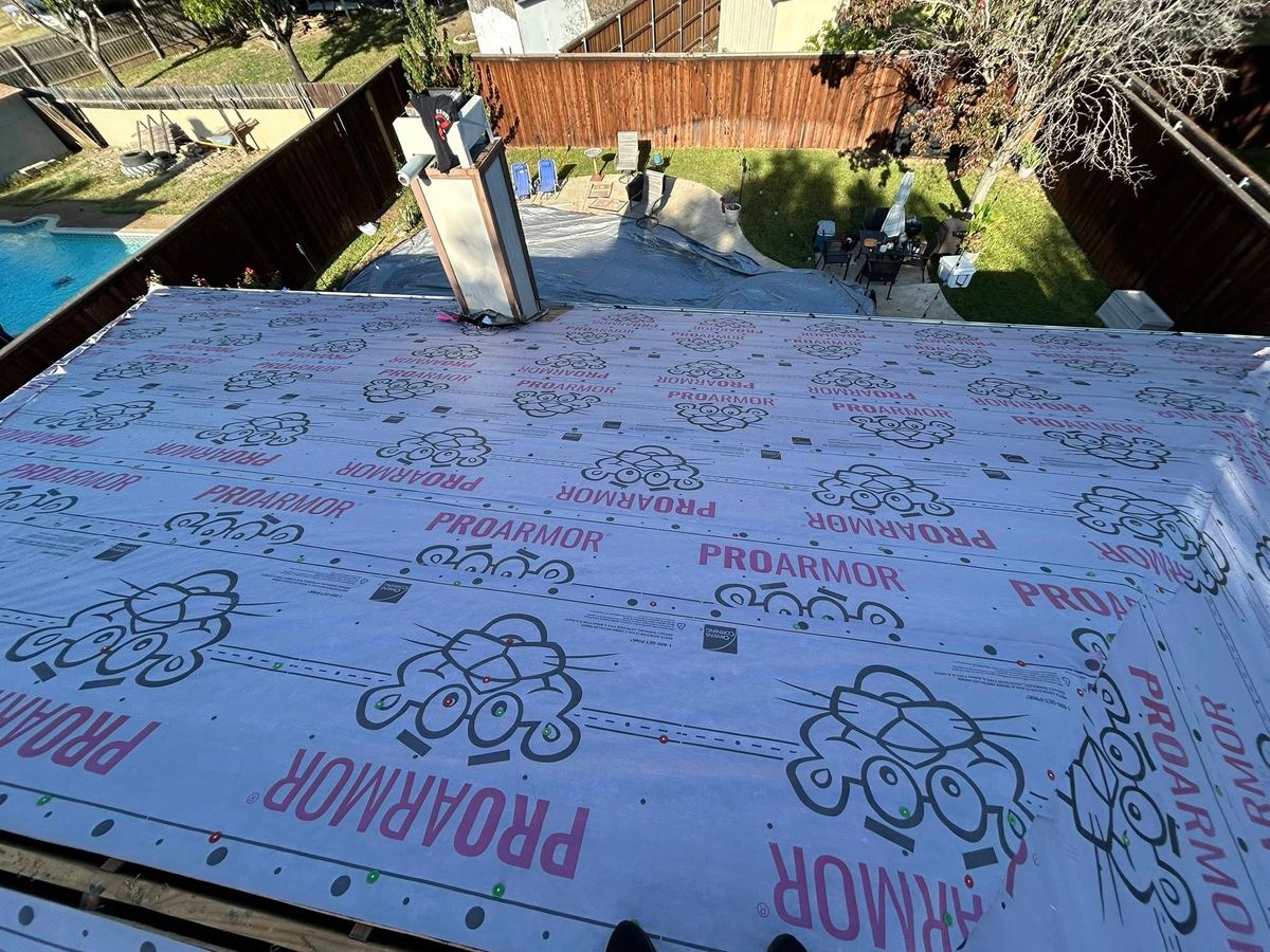 Roofing Installation for Royalty Contracting Roofing in Saginaw, TX