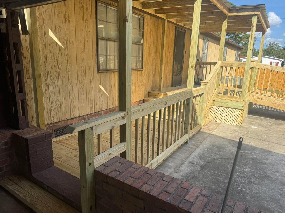 Decks & Porches for 4 In The Fire Fencing LLC in Darlington, SC