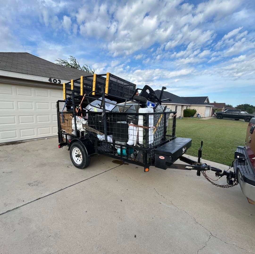 Junk Removal for D’s Lawncare in Killeen, TX