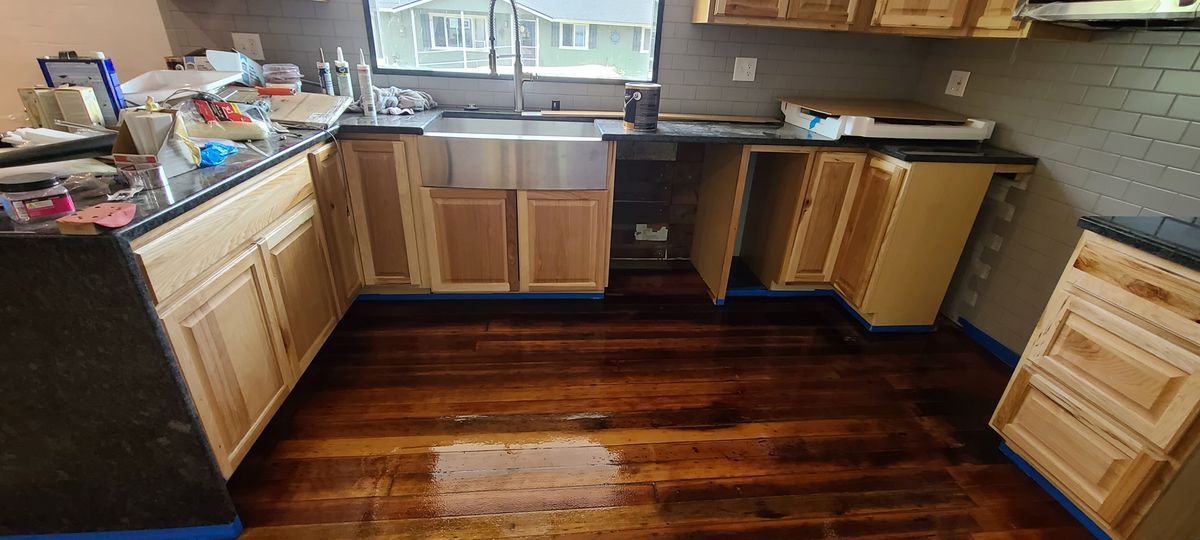 Hardwood floors for KIC Construction Services in Pe Ell, WA