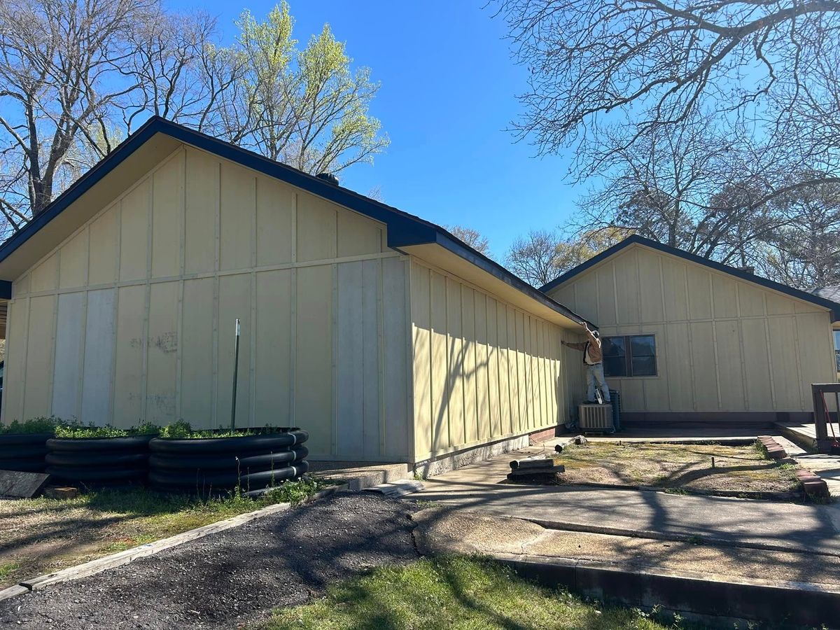 Siding for Well Hung Windows & More in Hot Springs, AR