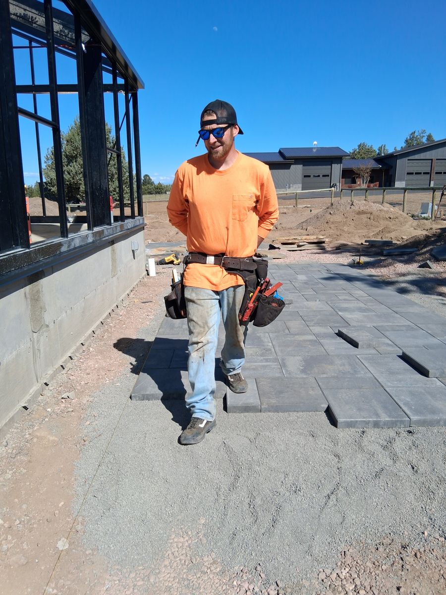 Sidewalk Installation for TJR Concrete and Construction in Bend, OR