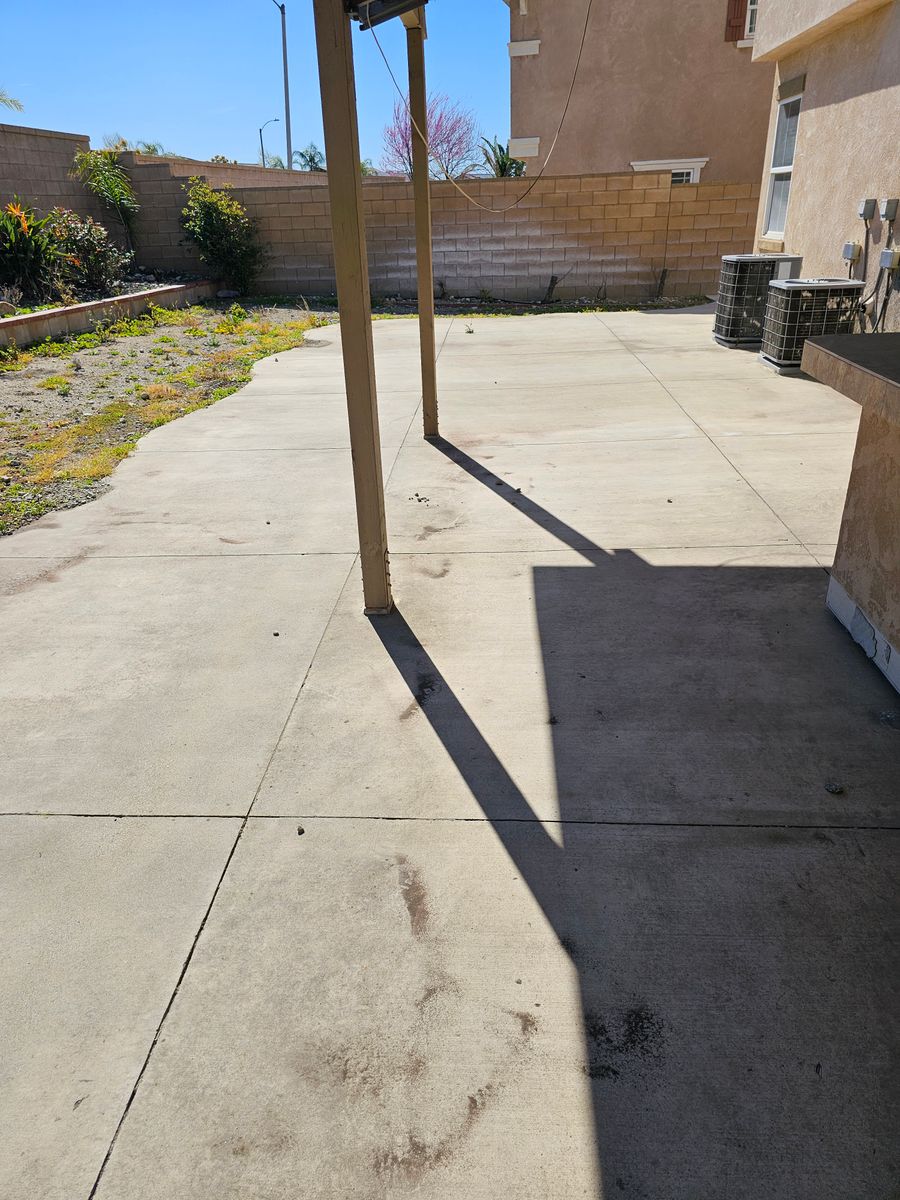 Pressure Washing for The Window & Solar Ninjas in Riverside County, CA