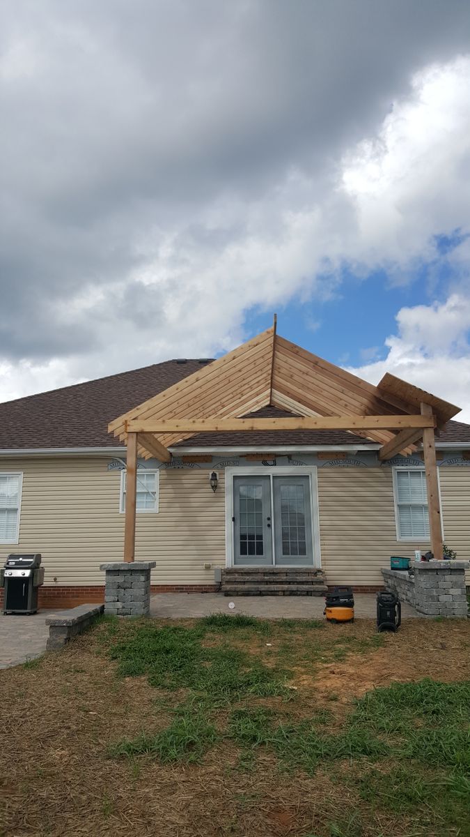 Custom Home Construction for Winchester Construction & Remodeling in Cave City, KY