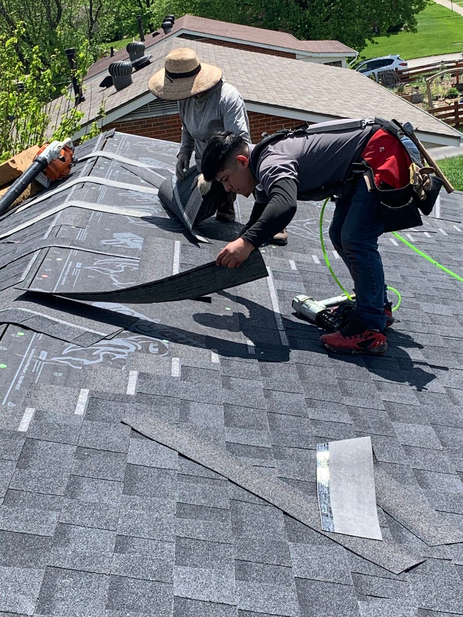 Full Roof Replacement for Primetime Roofing  in Winchester, KY