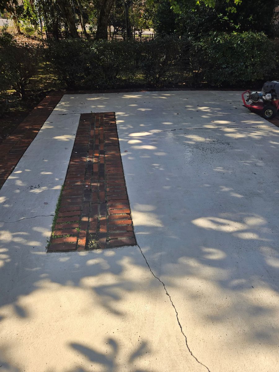 Pressure Wash for Squeaky Clean Windows Gutters & More in Hoover, AL