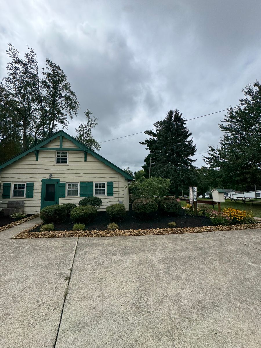 Lawn Maintenance for McKenzie's Landscaping in Shelby County, OH