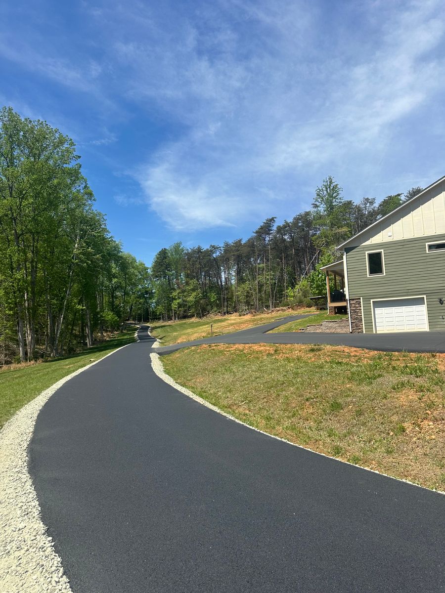 Asphalt Driveways for James R Carter Paving in Roanoke, VA