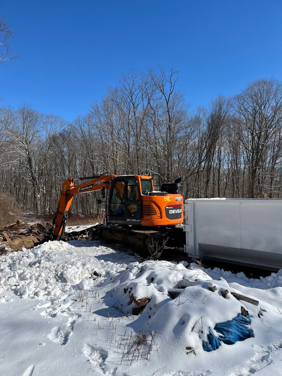 Construction Debris Removal for Chapman Industries LLC in Ellington, CT