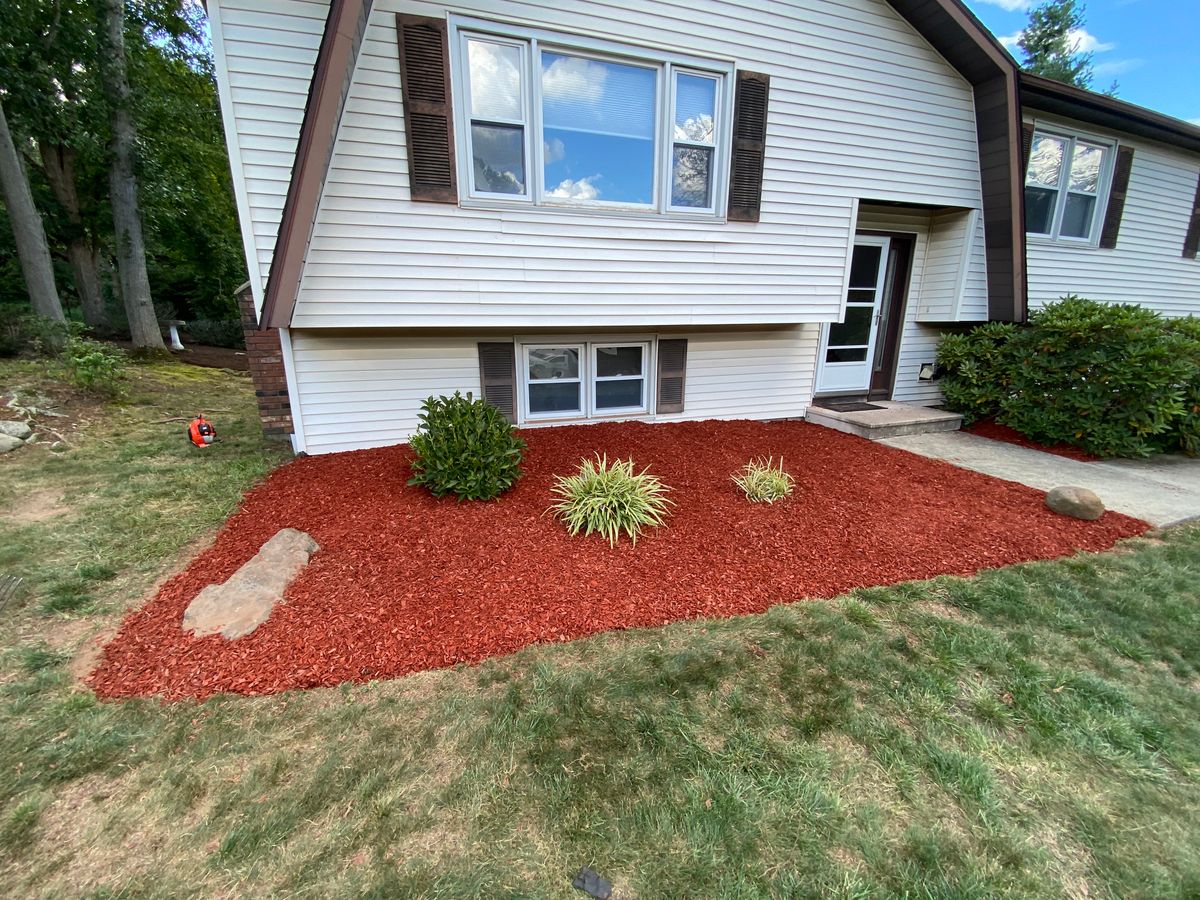 Lawn Maintenance for Stevenson Property Maintenance in Cheshire, CT