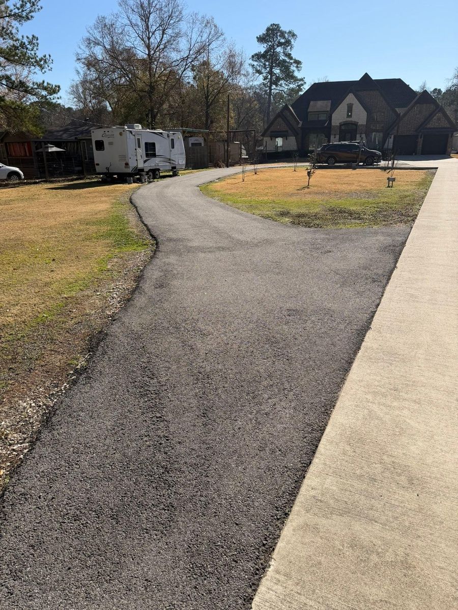 Asphalt Installation for Texcap Asphalt Construction in Magnolia, TX