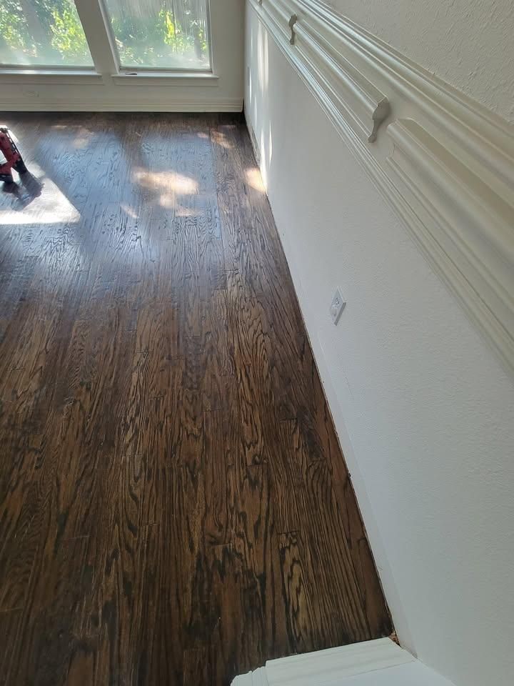Floor Repair for Doctor Wood Floors LLC in Dallas, TX