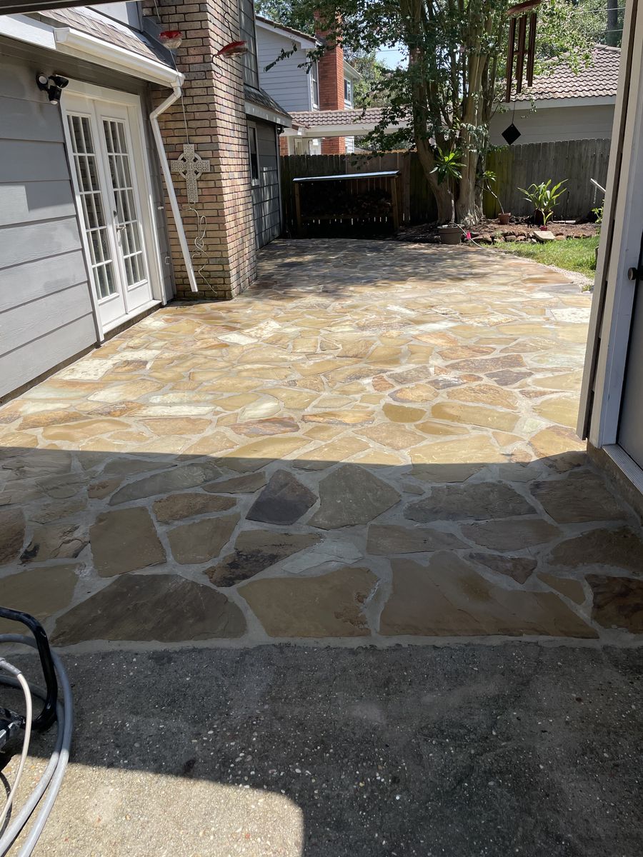 Hardscaping for Atlas Land Design in Creekside Park, TX