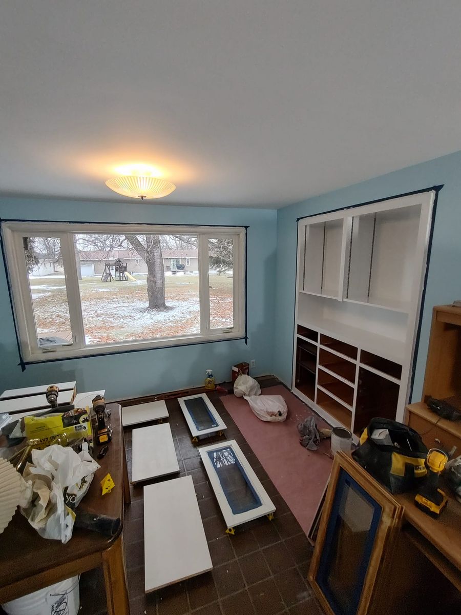 Plaster Repair and Painting for Finishing Touches in Morris, MN