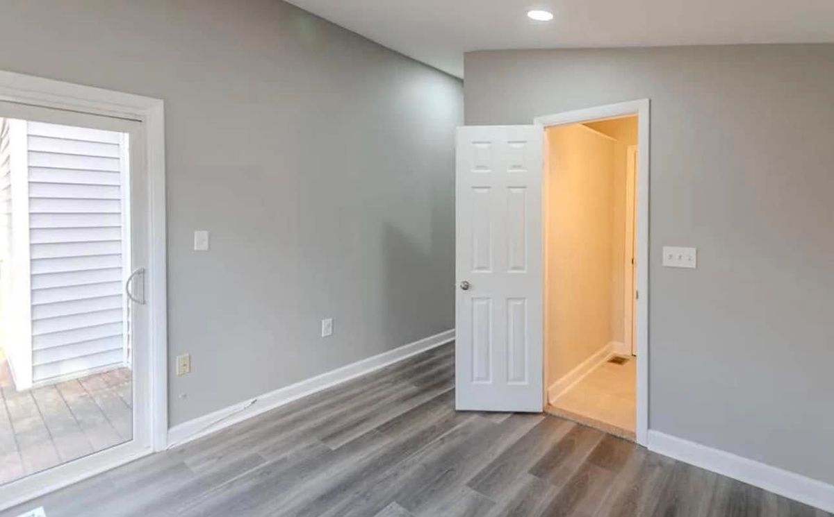 Flooring and custom trim for Chesapeake Solutions in Pasadena, MD