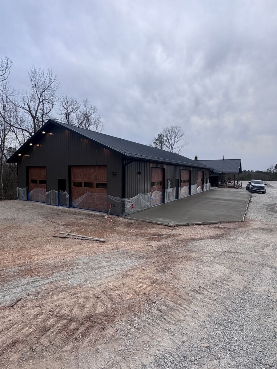 Concrete for Aaron’s Home Remodeling & Repair LLC in Pineville, MO