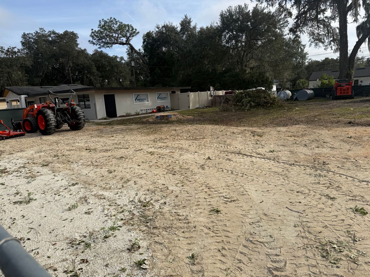 Land Clearing for Amerigrown Tree And Lawn in Apopka, FL