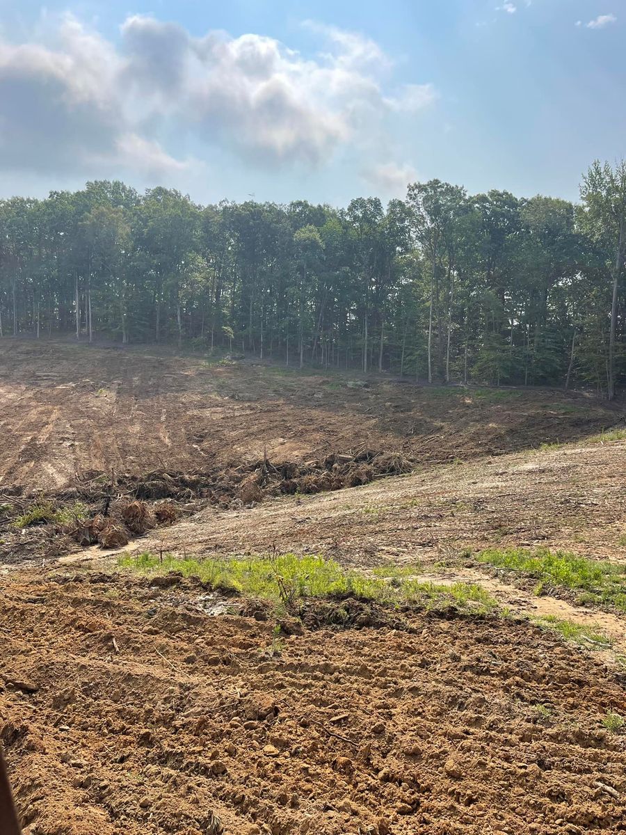 Trenching for Maness Trucking & Excavation in Lexington, TN