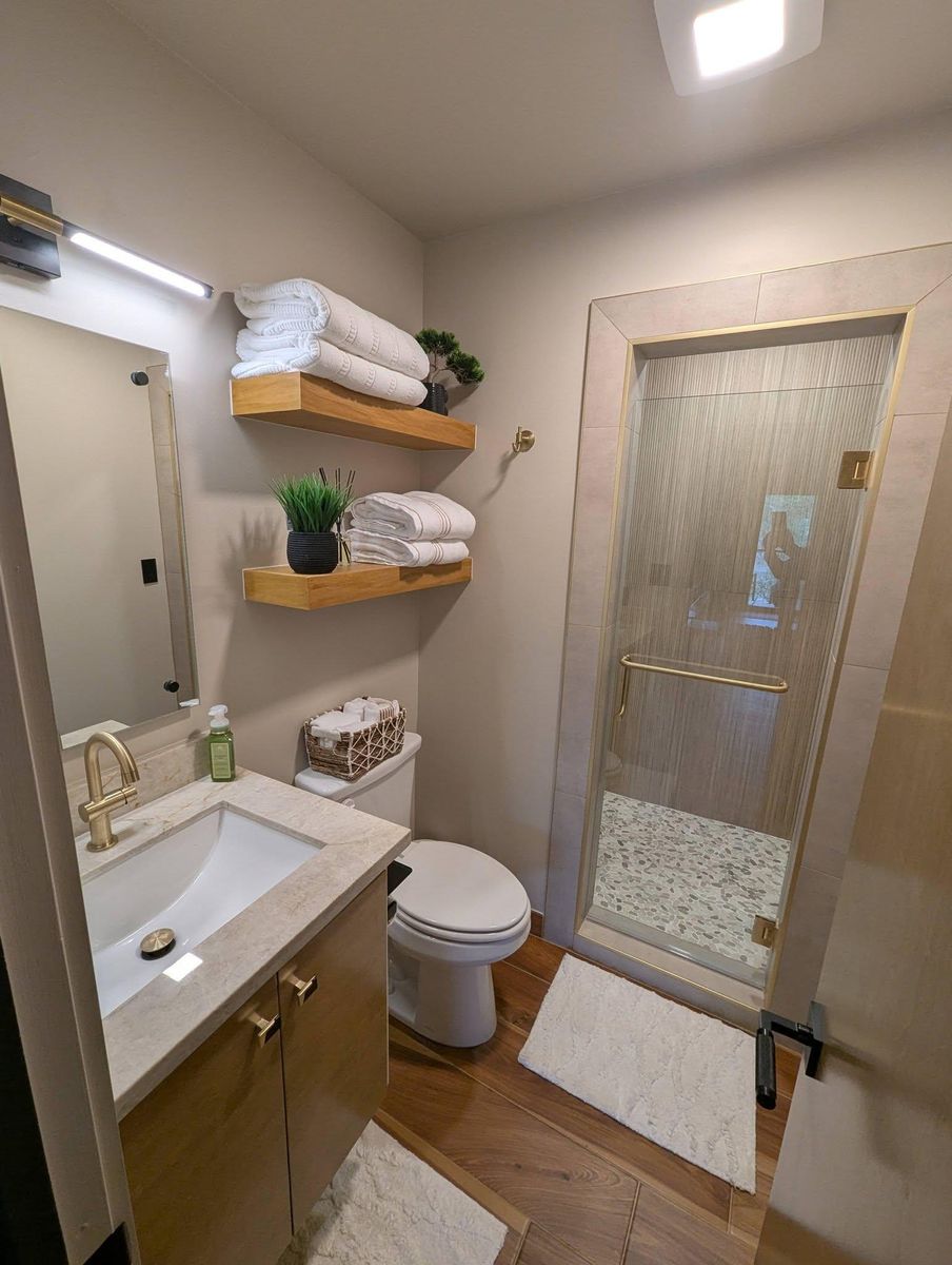 Flooring for TopNotch Painting Solutions LLC in McAllen, TX