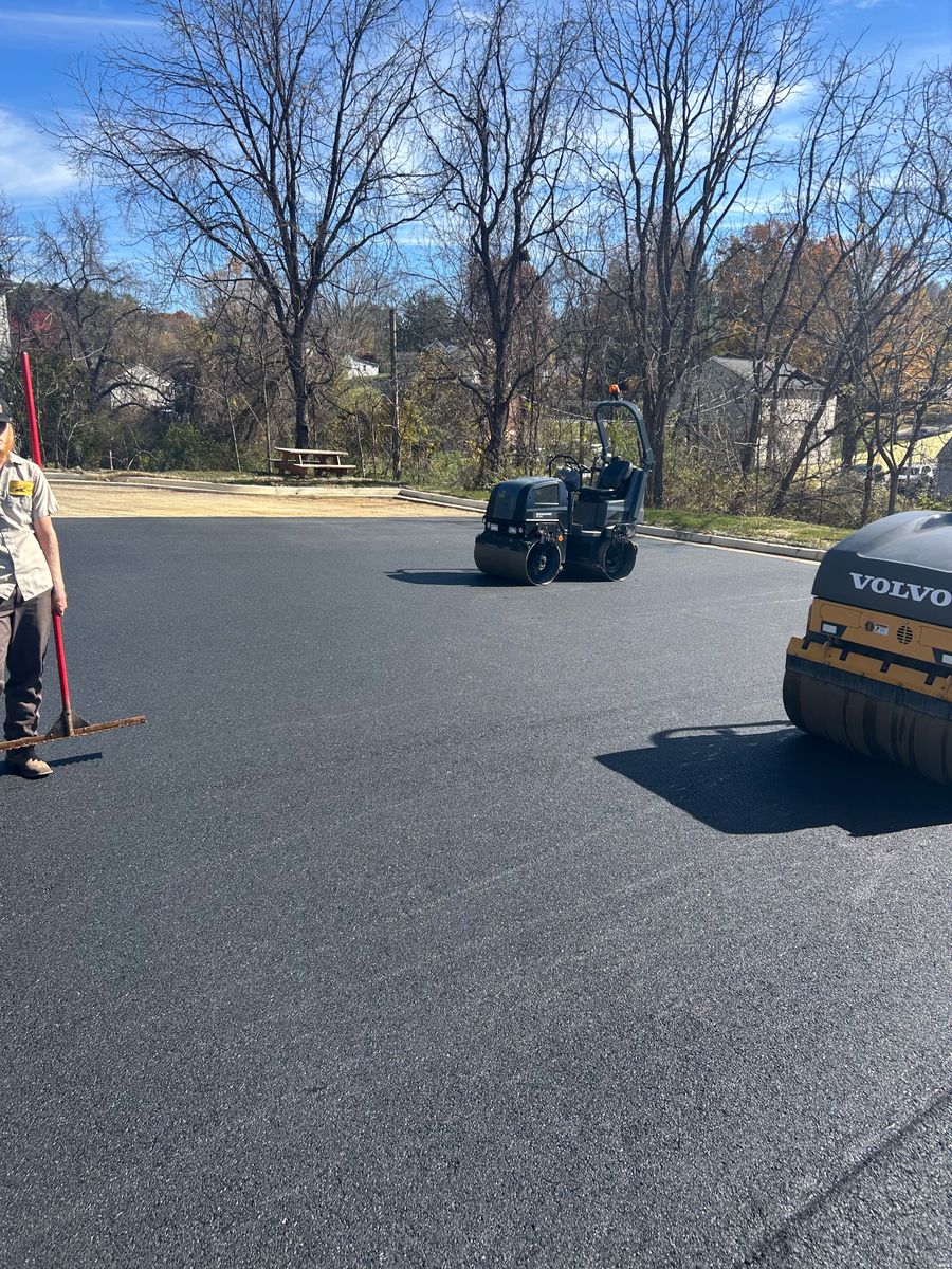 Sealcoating for James R Carter Paving in Roanoke, VA