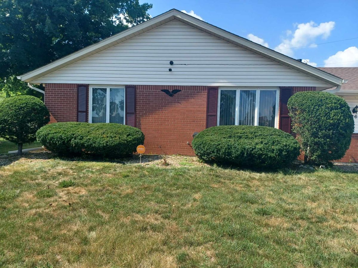 Shrub Trimming for Prime Landscaping 219 in Lake Station, IN