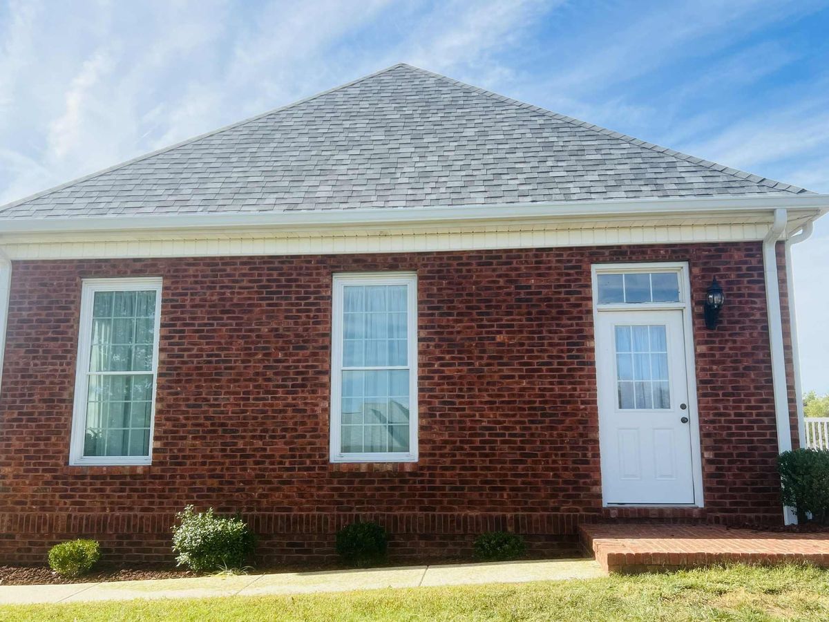 Shingle Roofing systems for KY Gutter Pro & Specialty Roofing Systems in Monticello, KY