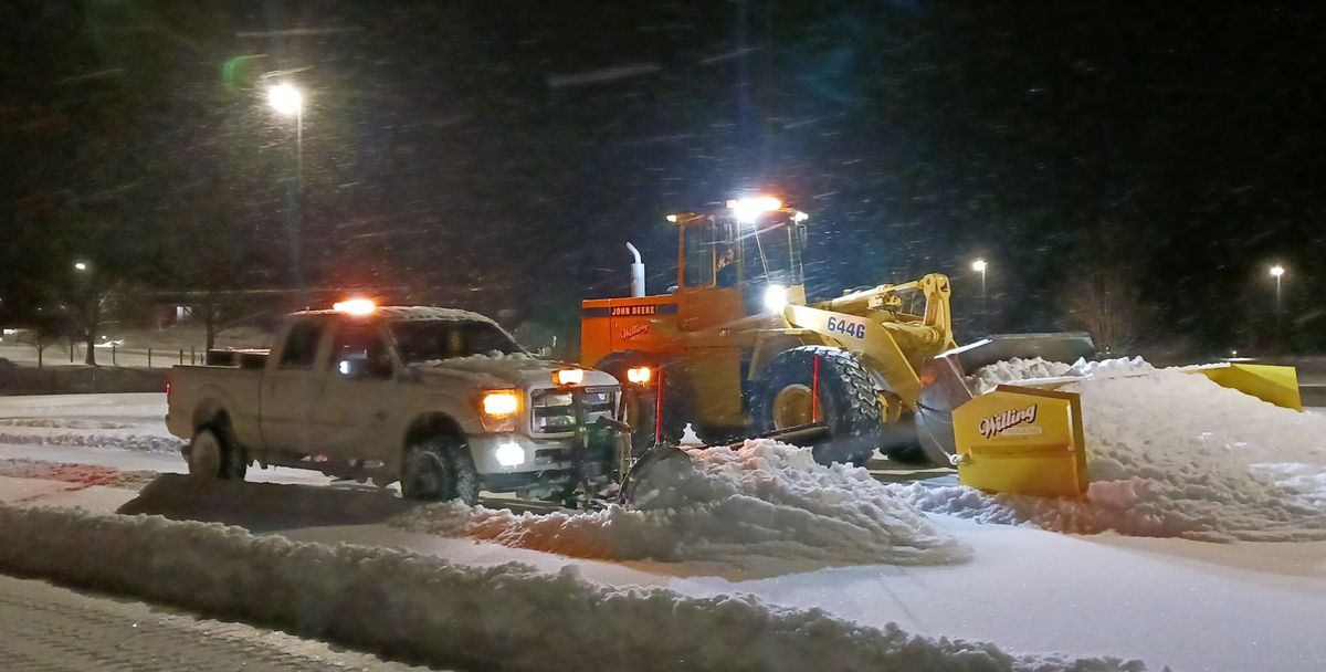 Snow Plowing for Willing Trucking & Excavating in Evansville, WI