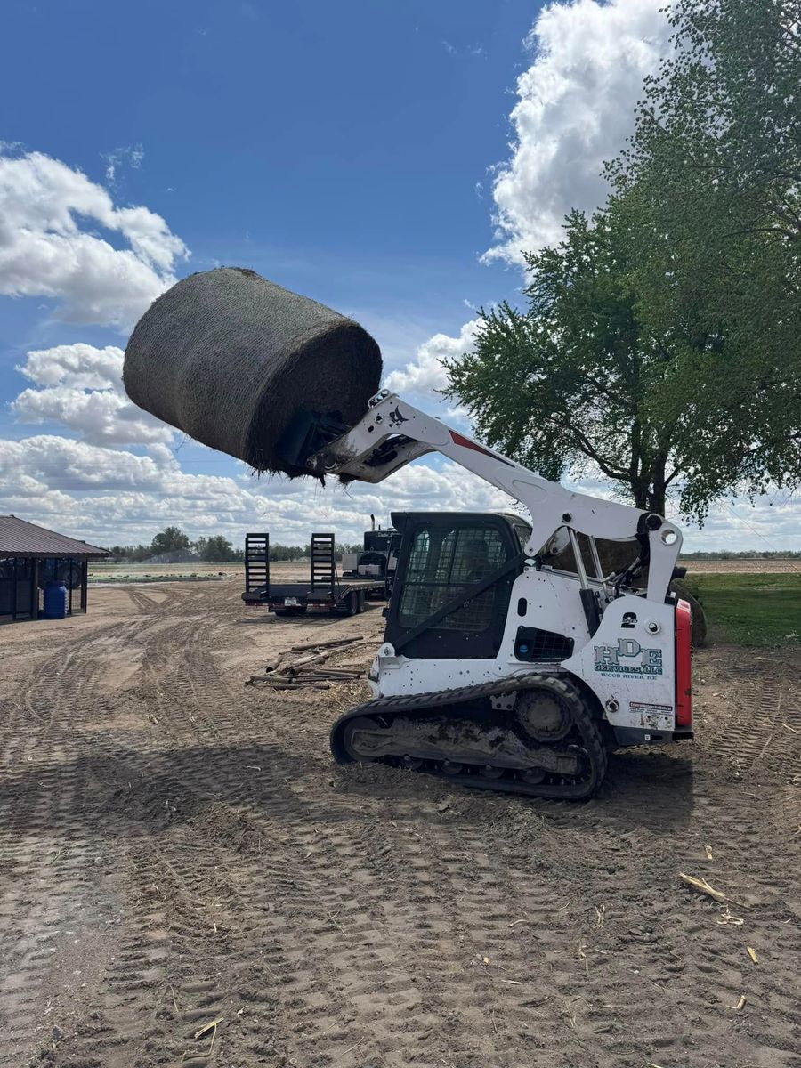 Skid Steer Services for HDE Services LLC in Grand Island, NE