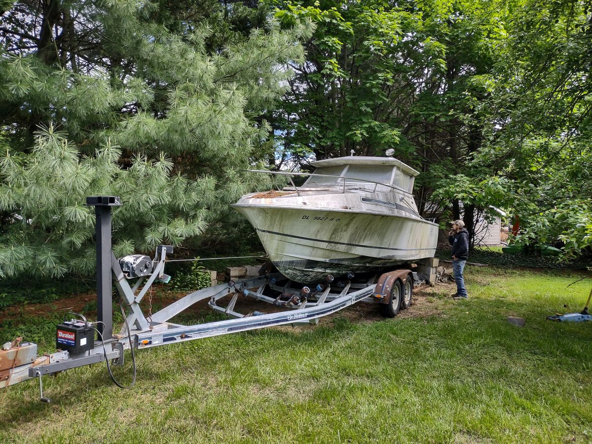 Boat Disposal for Bay East Hauling Services & Junk Removal in Grasonville, MD