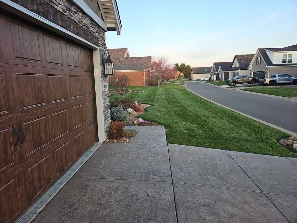 Lawn Maintenance Service for The Grass Guys™ in Evansville, IN