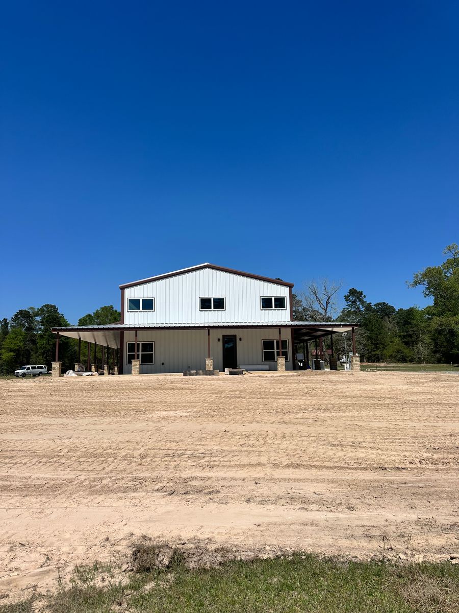 Custom Metal Building Construction for PineyWoods Buildings LLC in Nacogdoches, TX