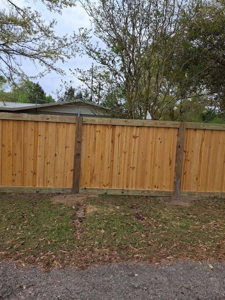 Fence Repair for Barnes Family Fencing in Graceville, FL