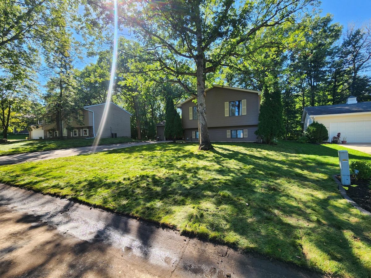 Landscape Design for K & I Lawn Care Service  in Eden Prarie, MN