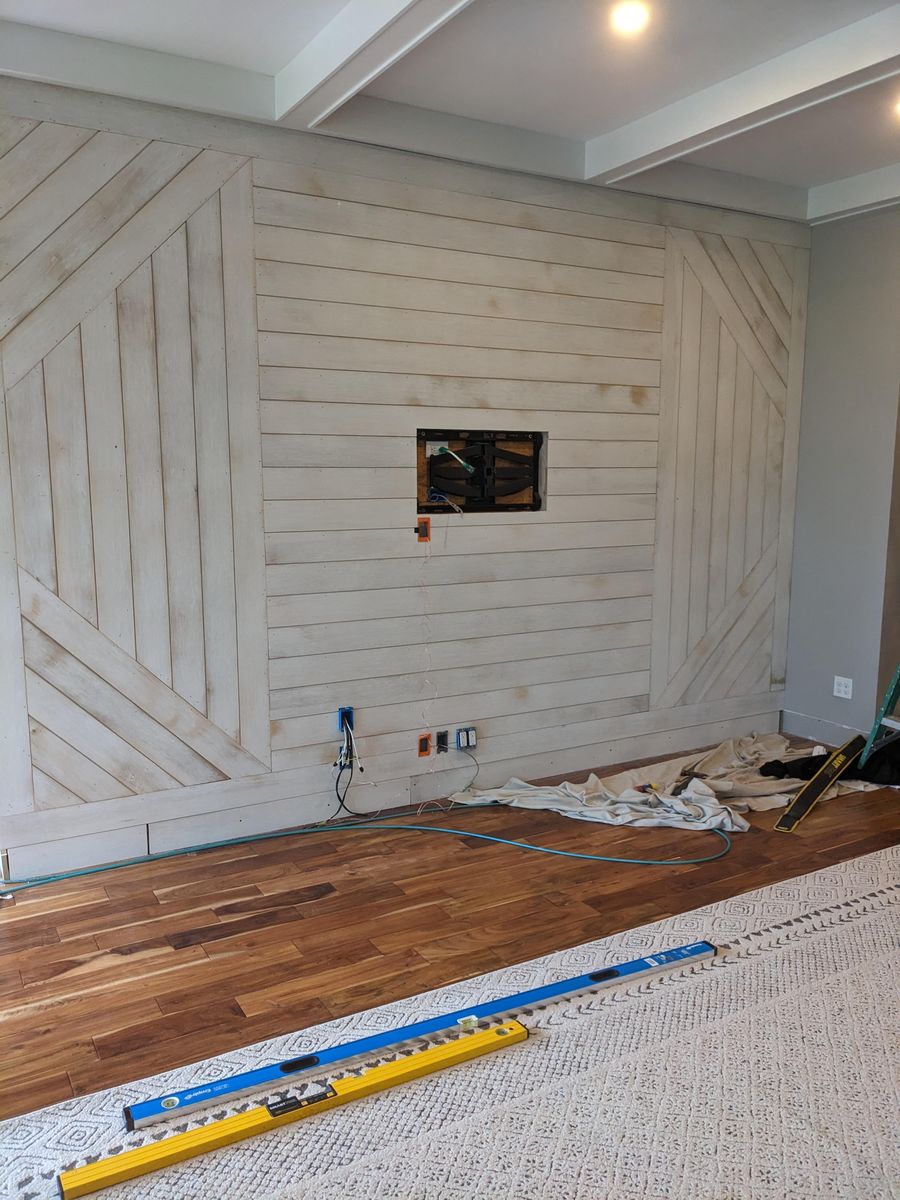 Accent Walls for MJ'S TRIM INC. in Orlando, FL