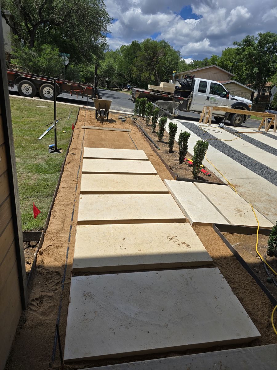 Landscape for Green Pastures Lawn Care in Bastrop, TX