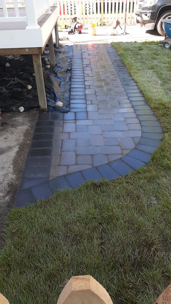 Paver. Walk ways. Patios for Velazquez Landscaping & Fencing LLc in Bridgeton, NJ