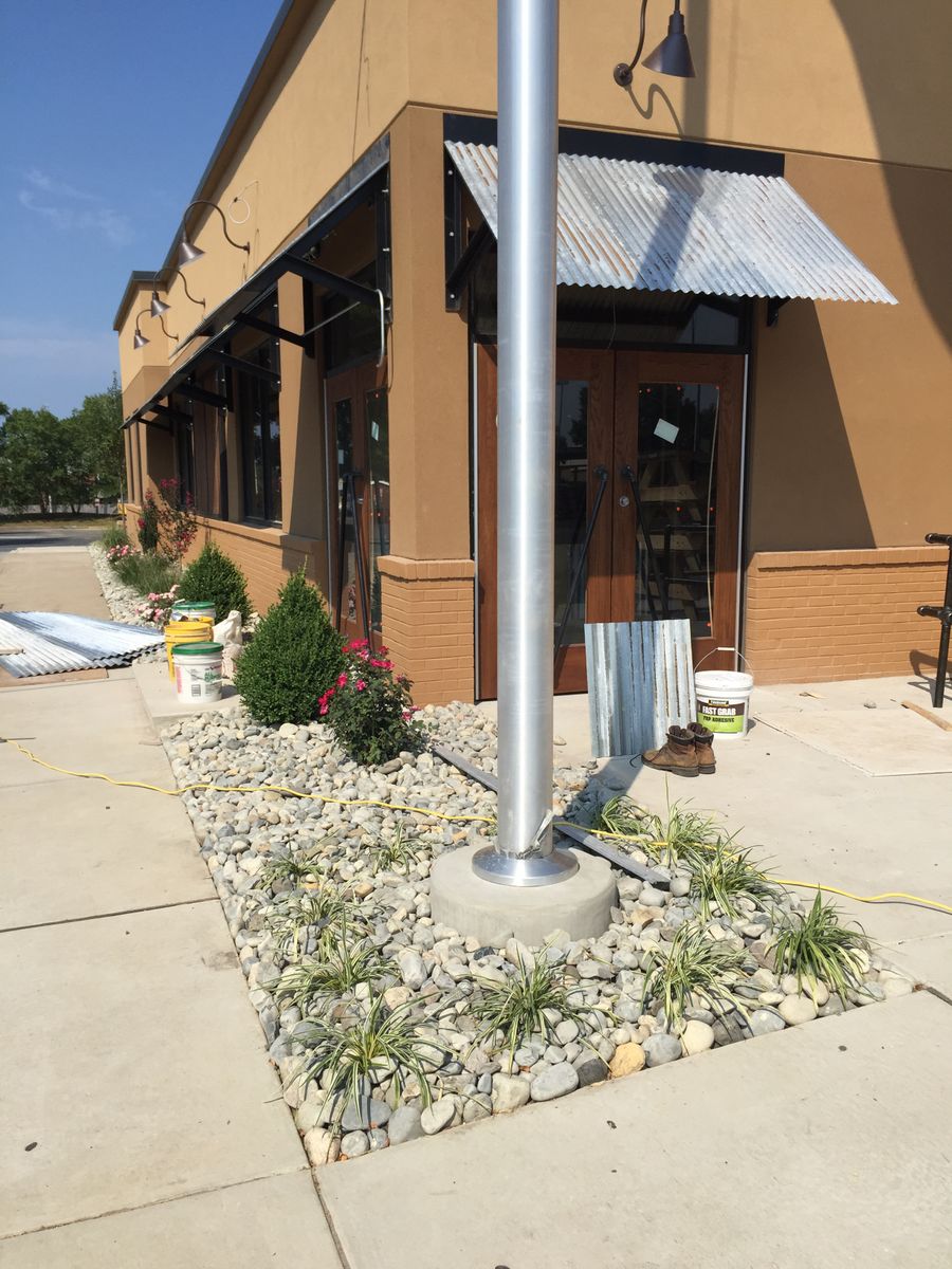 Weeding for The FAAR Group INC in Chalfont, PA