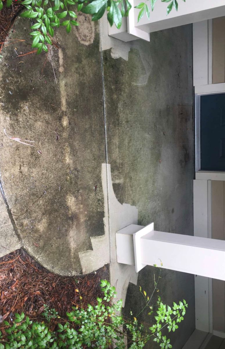 Driveway cleaning for Premier Softwash in Bluffton, SC