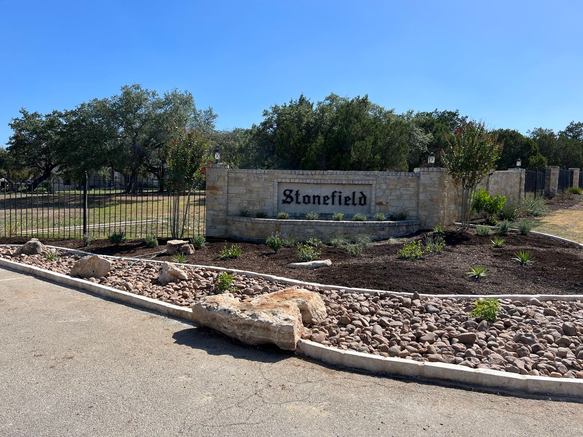 Mulch Installation for DR Landscape in San Antonio, TX