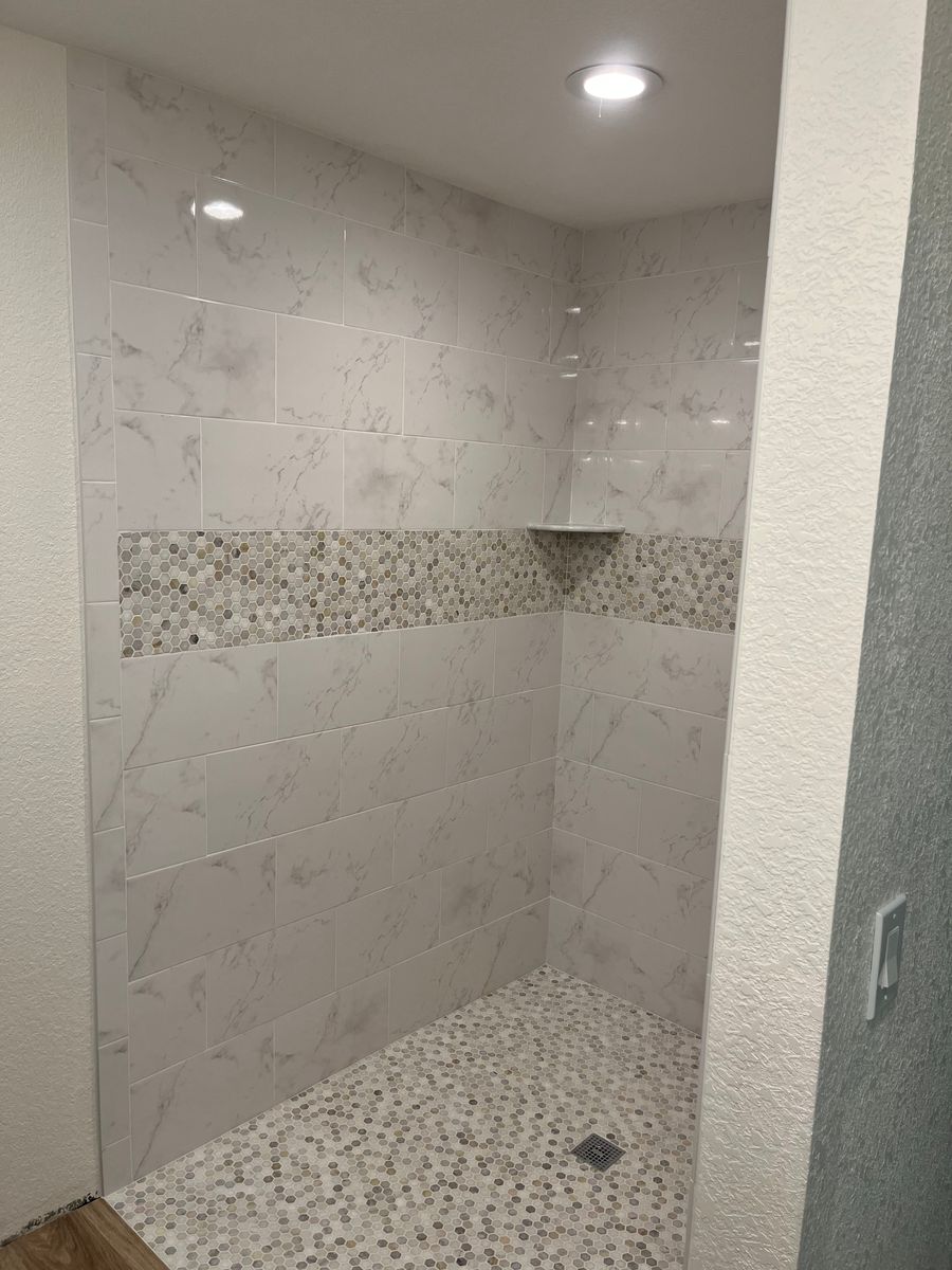Tile Showers for Dail Flooring Solutions in Ruskin, FL