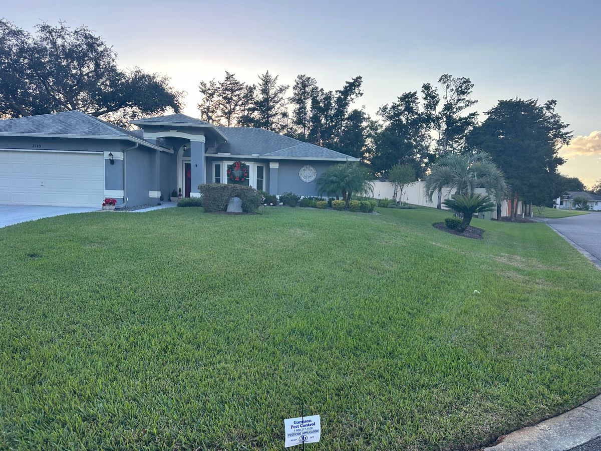 Lawn Spraying for Garrison Pest Control Inc in North Weeki Wachee, FL