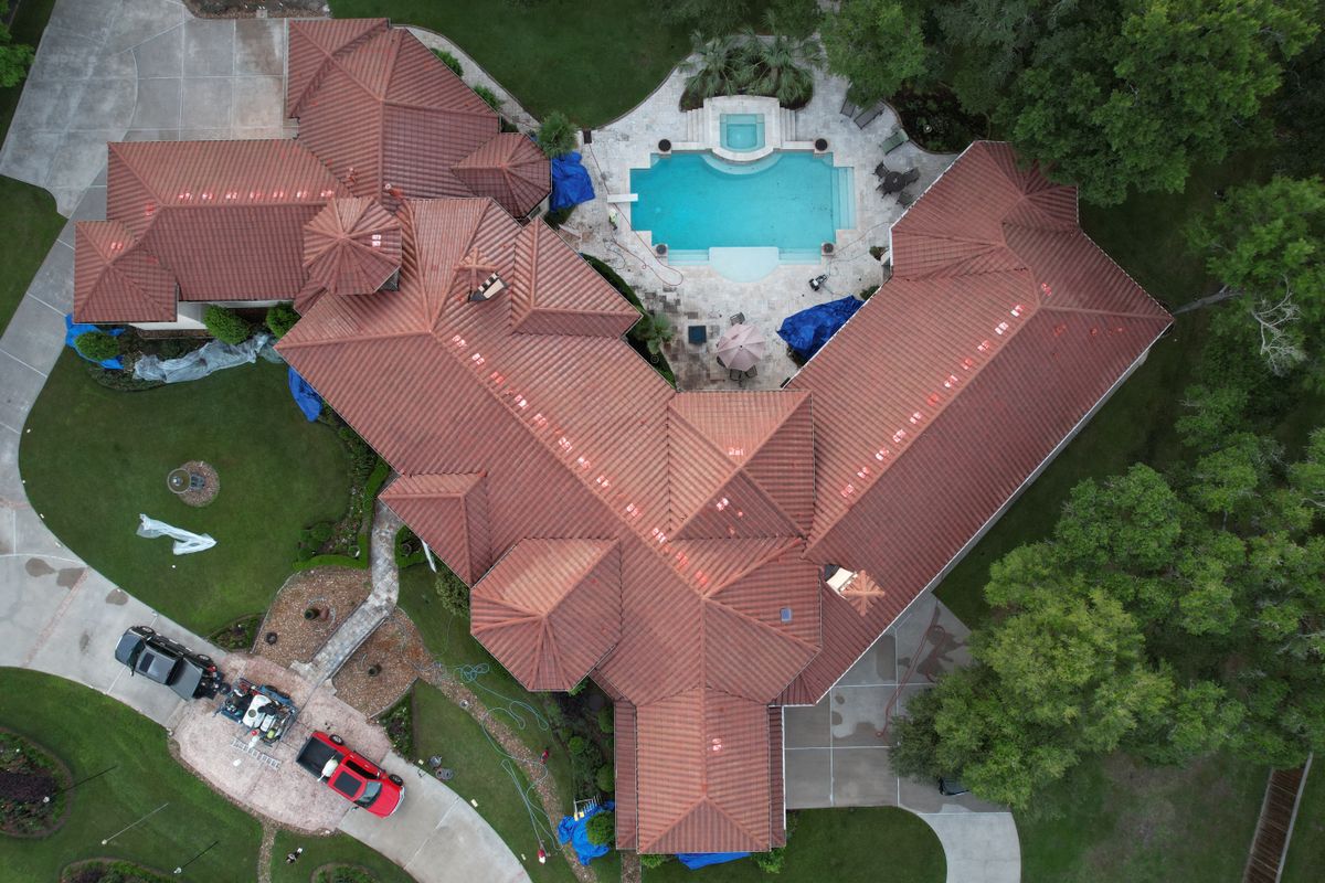 Residential Roof Cleaning for Power Pressure Wash in Houston, TX